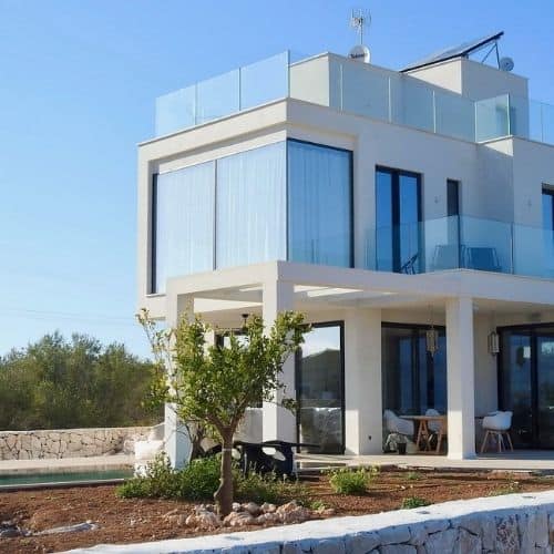 Moderne Villa auf Mallorca für Immobilien, Bau und Immobilienservices